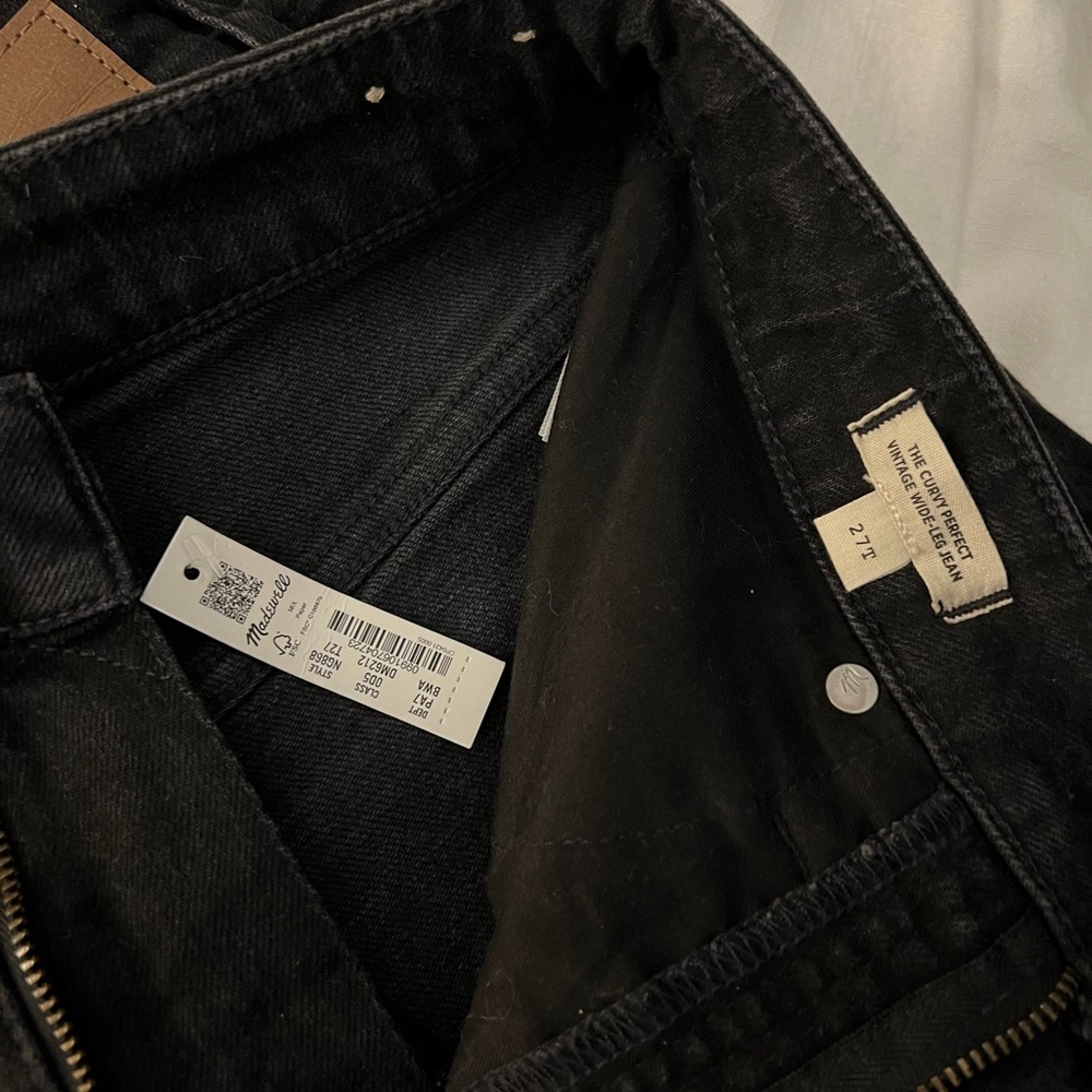 Madewell Curvy Perfect Vintage Wide-Leg Jean in Belmere Wash
